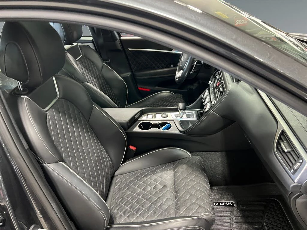 Genesis G70 3.3T Sport AWD, снимка 12 - Автомобили и джипове - 54598206