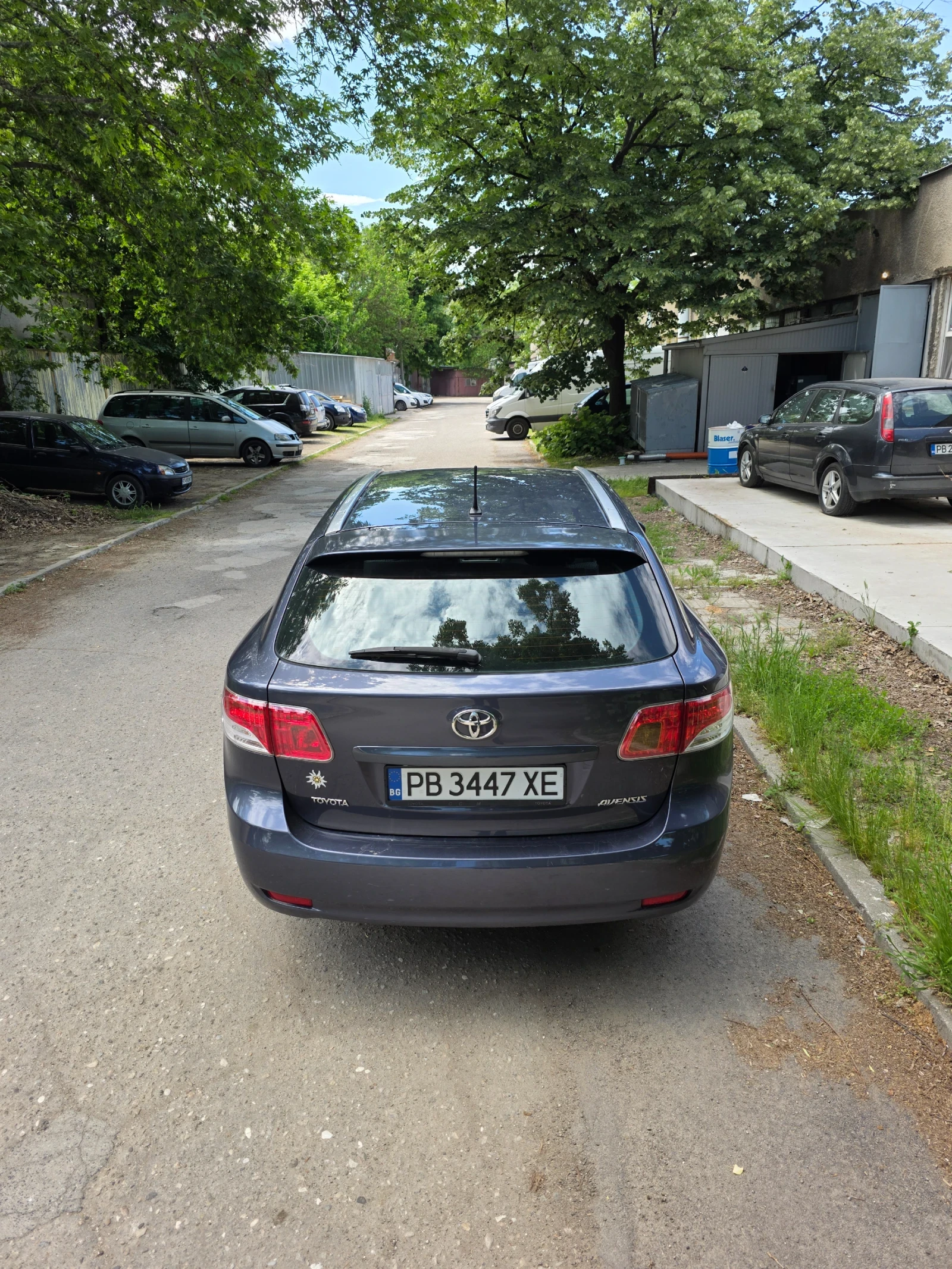Toyota Avensis 1.8 VVT-i Edition 147 к.с., снимка 4 - Автомобили и джипове - 54630026