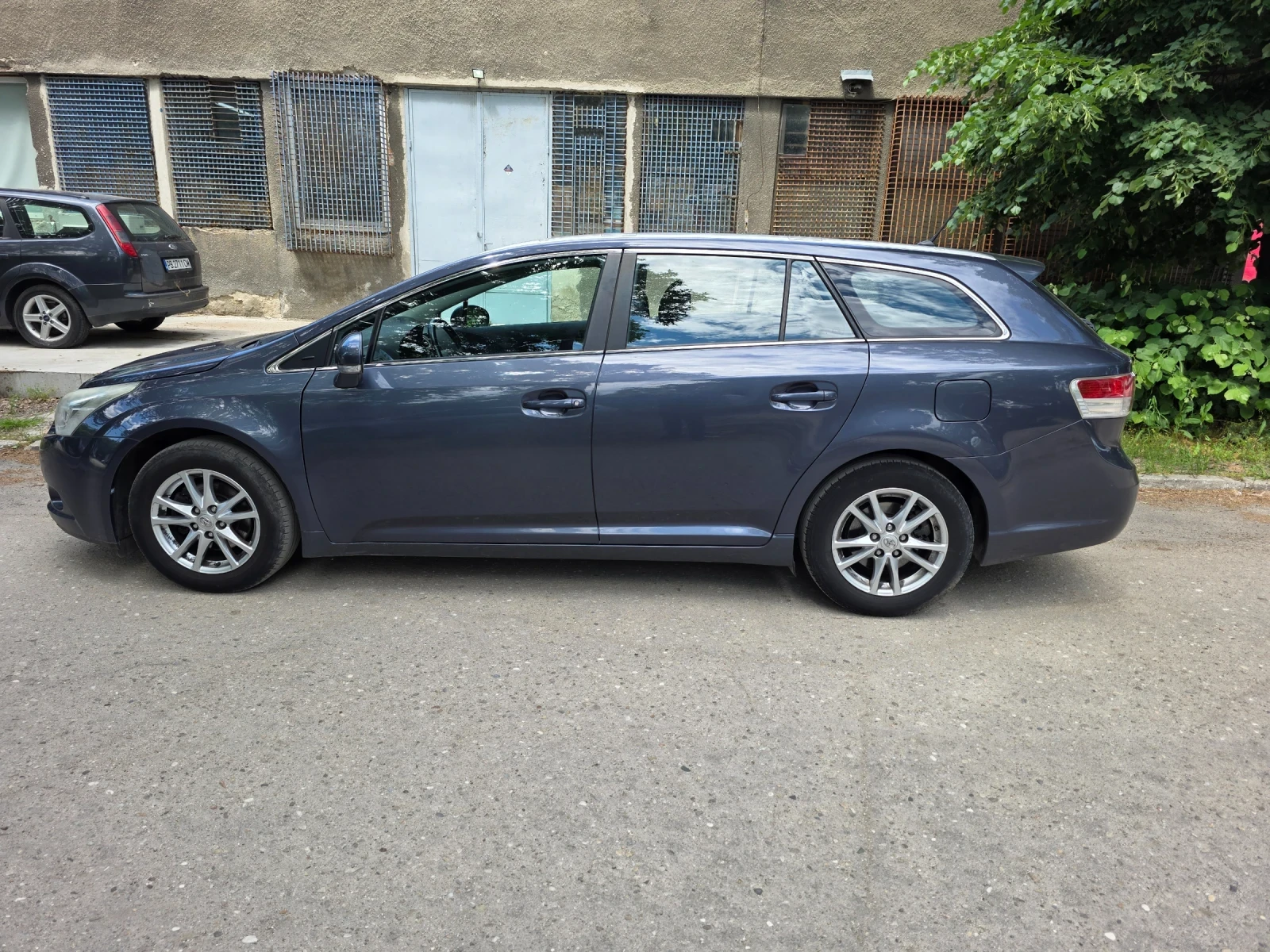 Toyota Avensis 1.8 VVT-i Edition 147 к.с., снимка 5 - Автомобили и джипове - 54630026