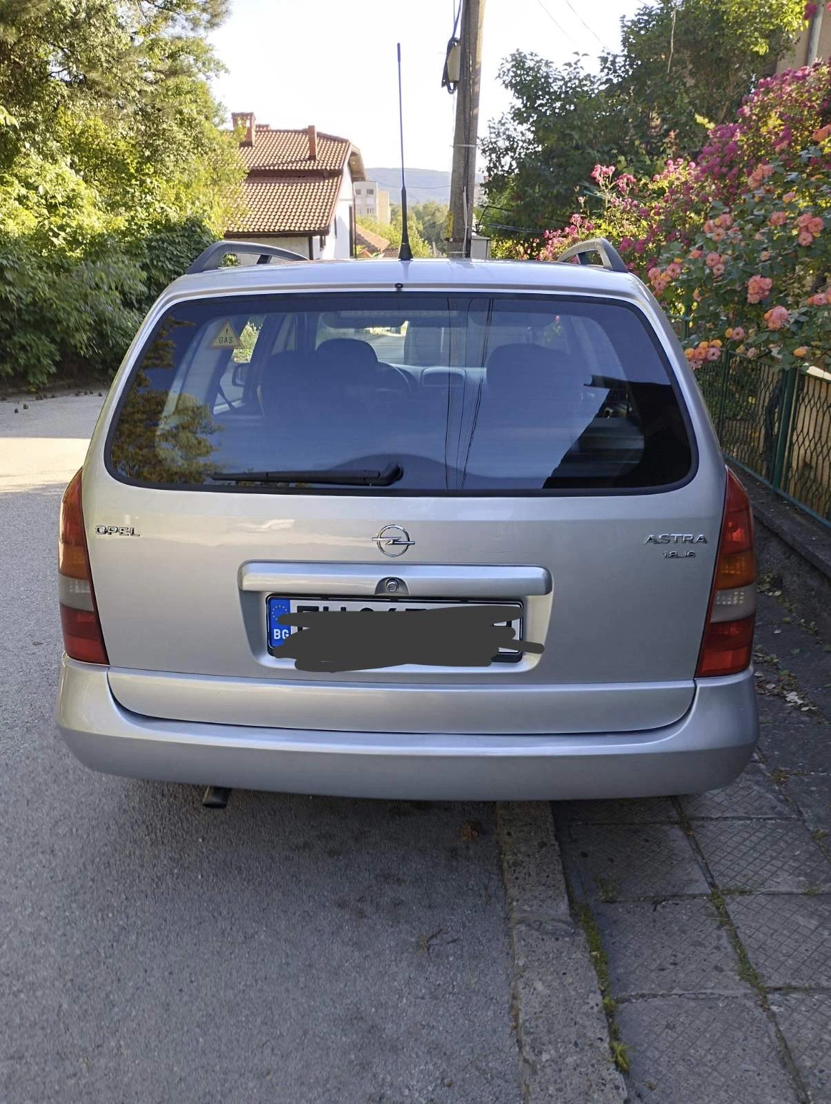 Opel Astra Комби , снимка 5 - Автомобили и джипове - 54715025