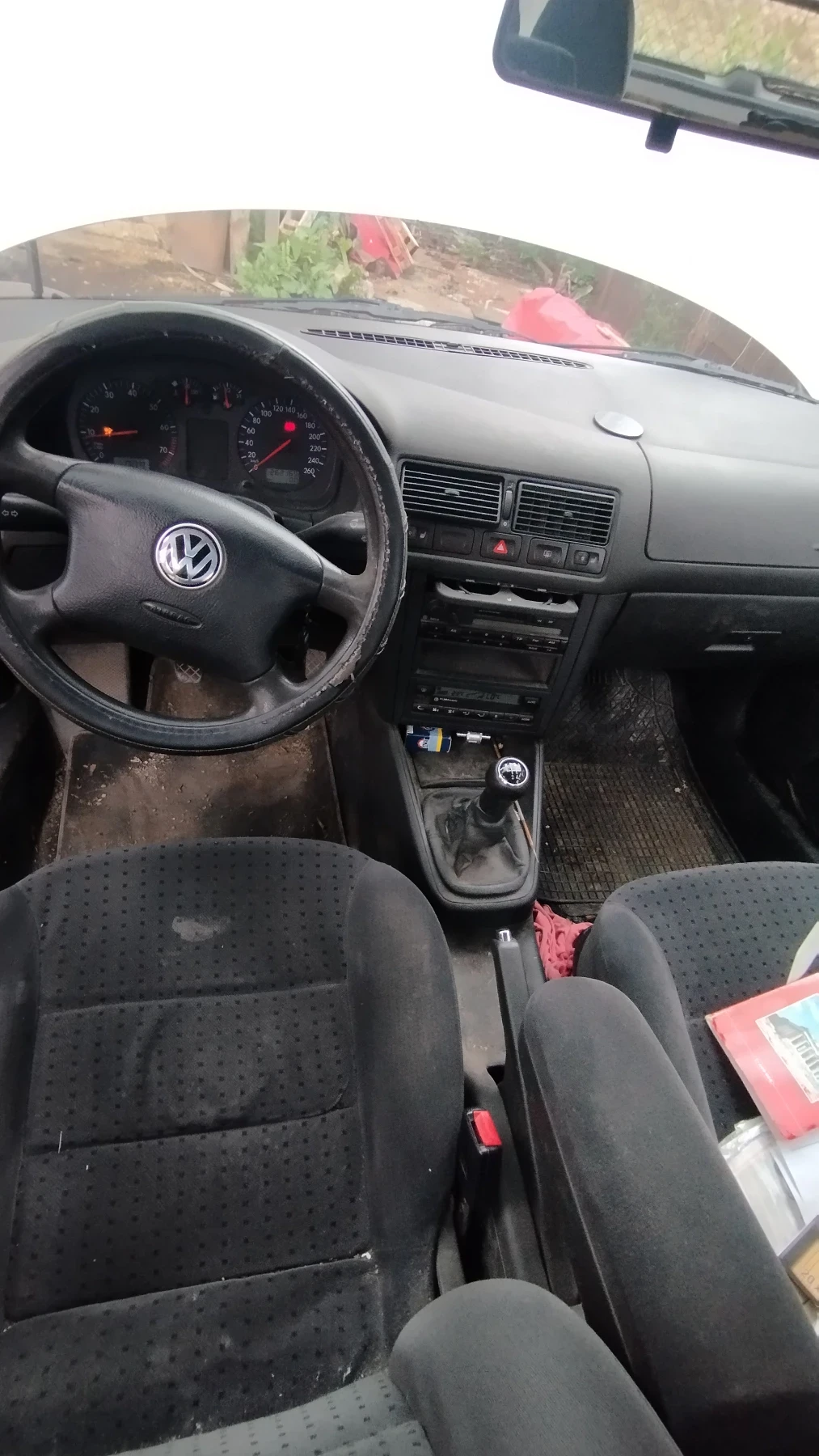 VW Golf Golf IV 1.6 1JZ, снимка 8 - Автомобили и джипове - 54754625