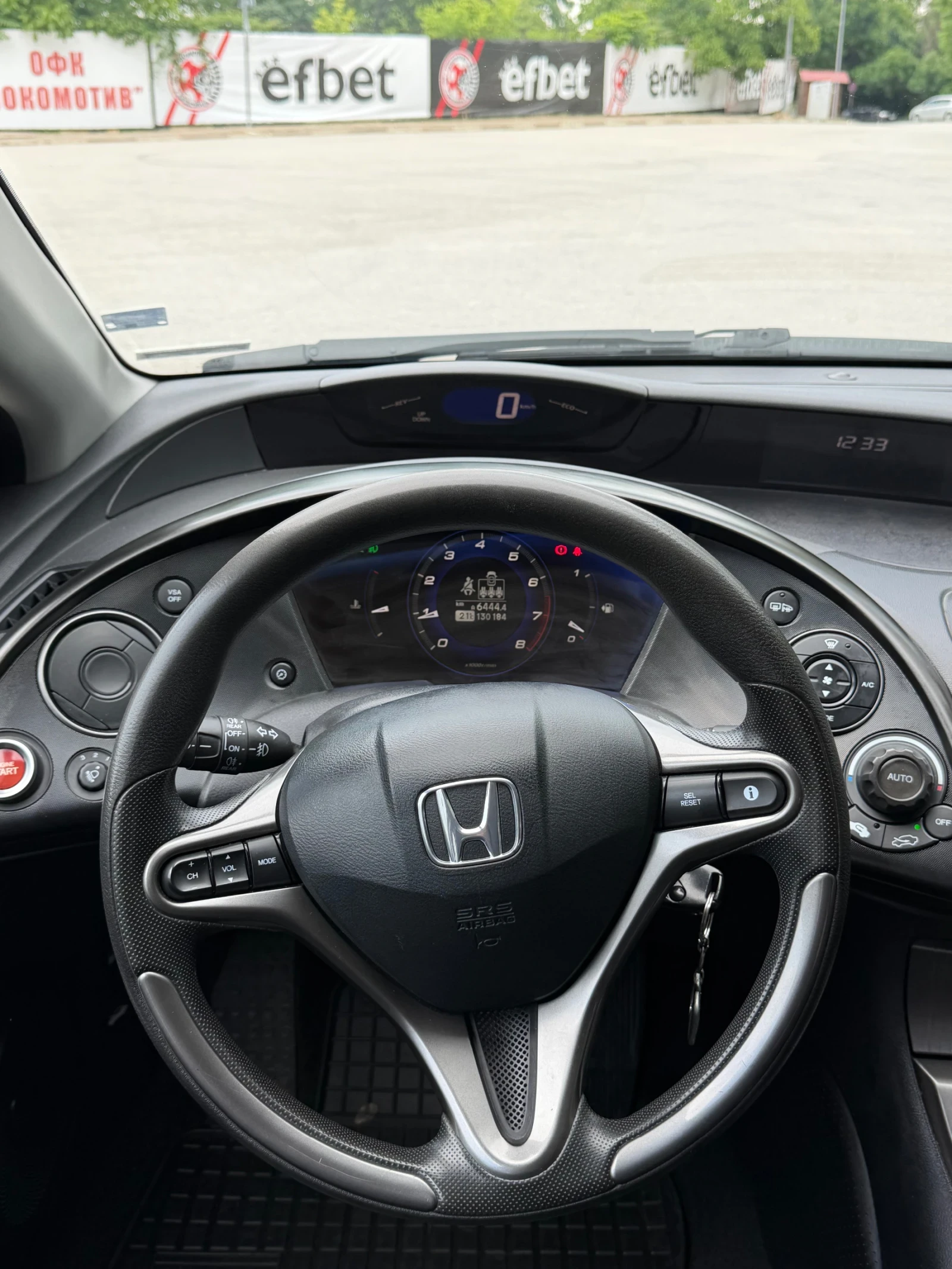 Honda Civic 1. 4 i-VTEC, 2011 г. , 83 к. с, снимка 13 - Автомобили и джипове - 54800170