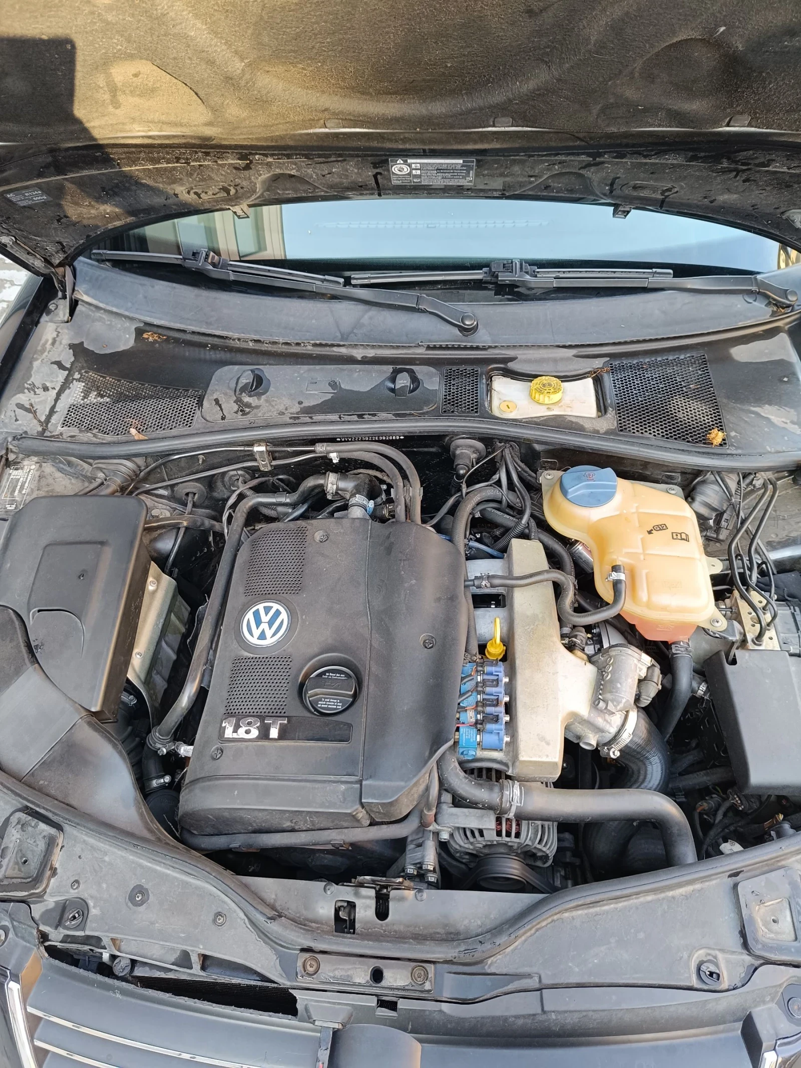 VW Passat 1.8T, снимка 12 - Автомобили и джипове - 54839241