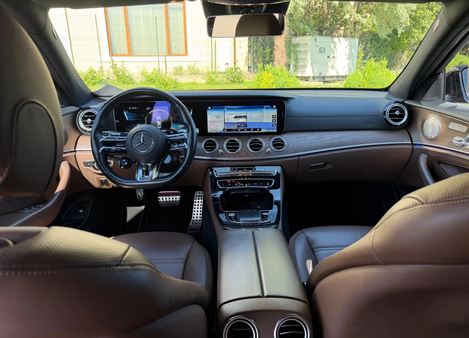 Mercedes-Benz E 53 AMG 4Matic+ , снимка 5 - Автомобили и джипове - 54908668
