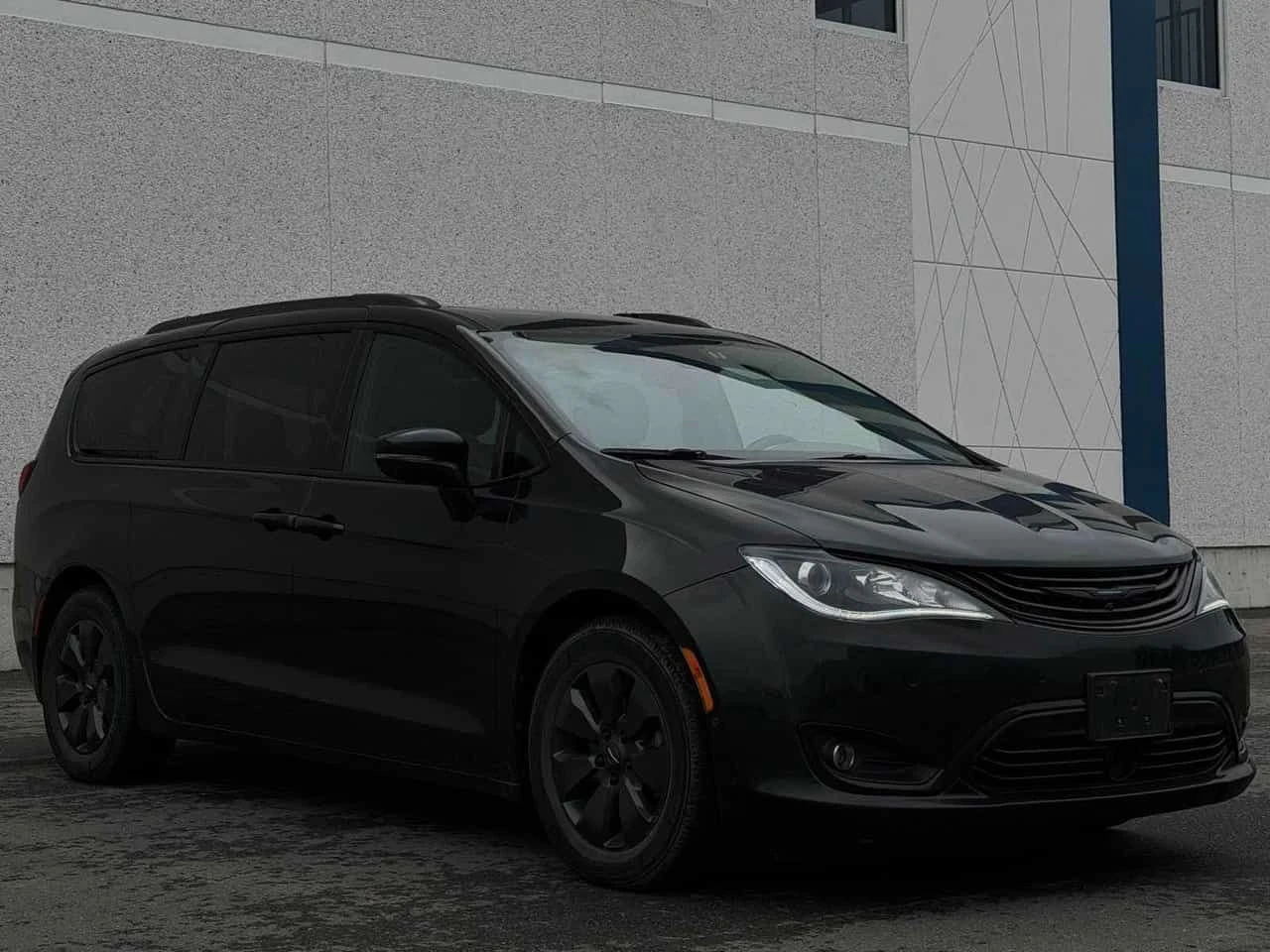 Chrysler Pacifica * Limited * CARFAX * ����� �� �����������  | Mobile.bg � ����������� 2