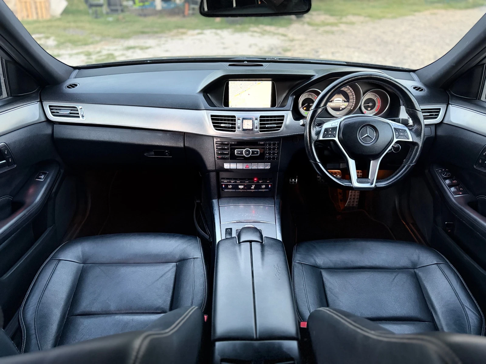 Mercedes-Benz E 220 AMG PACKET * FACELIFT* , снимка 16 - Автомобили и джипове - 55646266