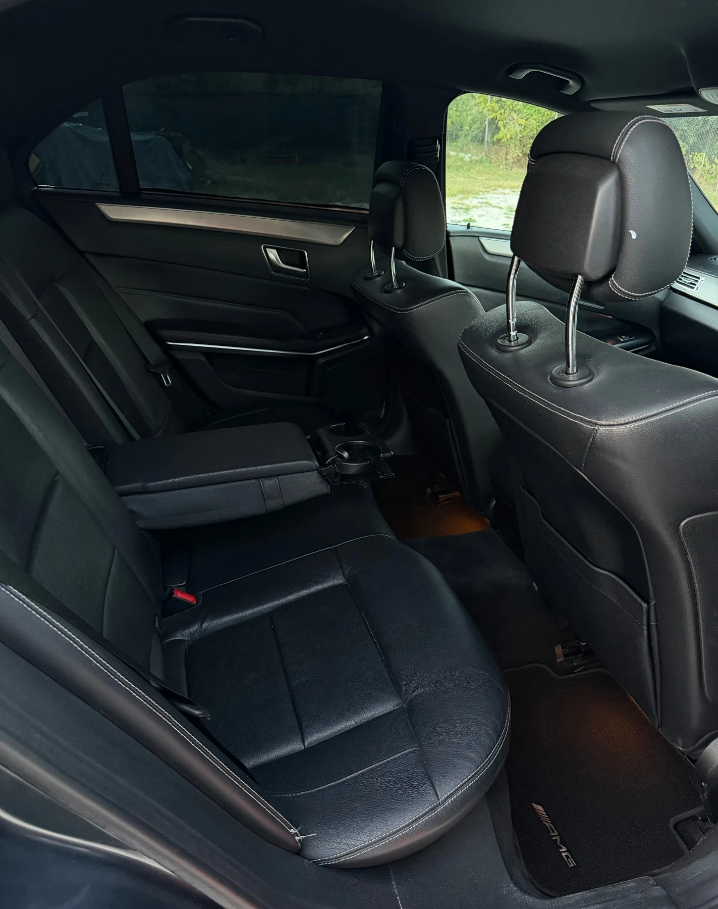 Mercedes-Benz E 220 AMG PACKET * FACELIFT* , снимка 14 - Автомобили и джипове - 55646266