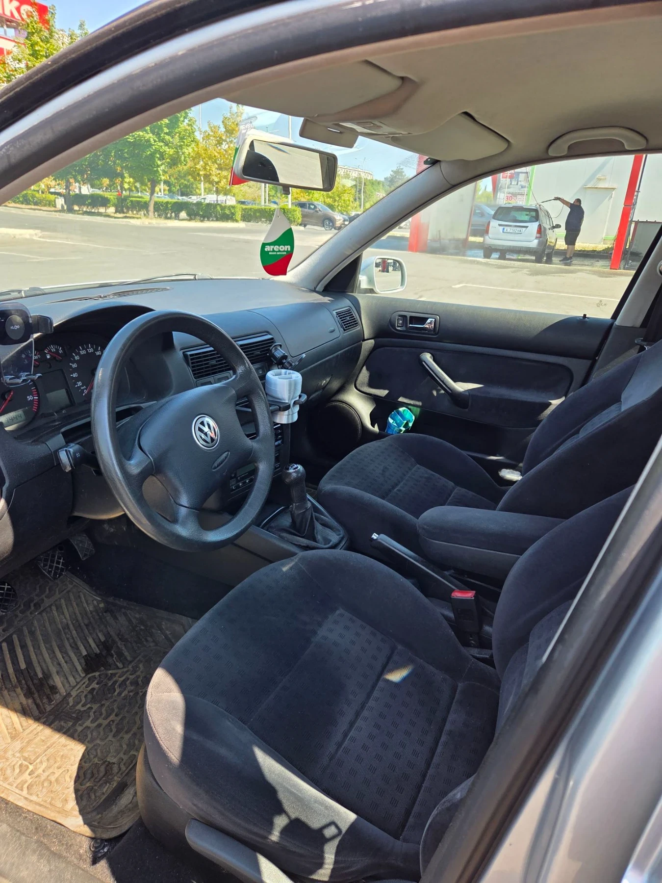 VW Golf 1.9 TDI 90кс, снимка 6 - Автомобили и джипове - 55738980