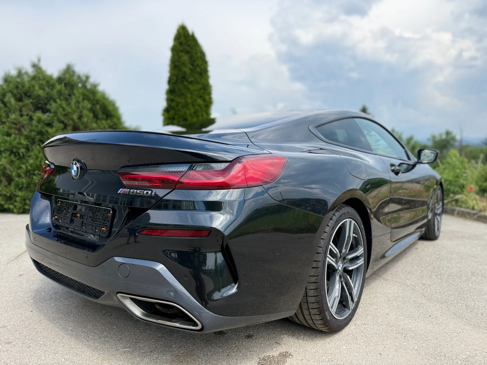 BMW 850 M850i Xdrive, снимка 5 - Автомобили и джипове - 56267317