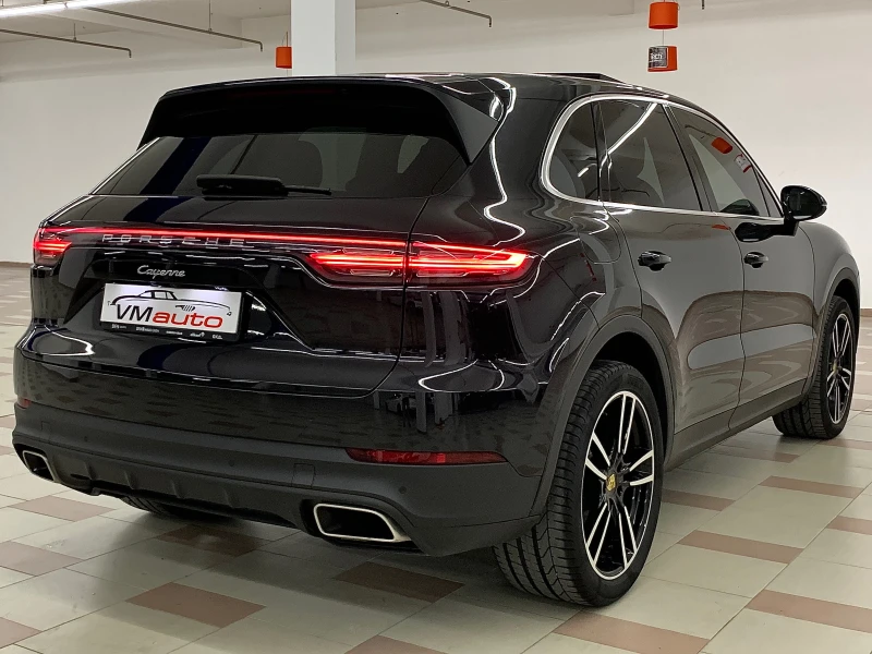 Porsche Cayenne * Chrono* BOSE* PANORAMA* KeyLess* , снимка 2 - Автомобили и джипове - 46984619