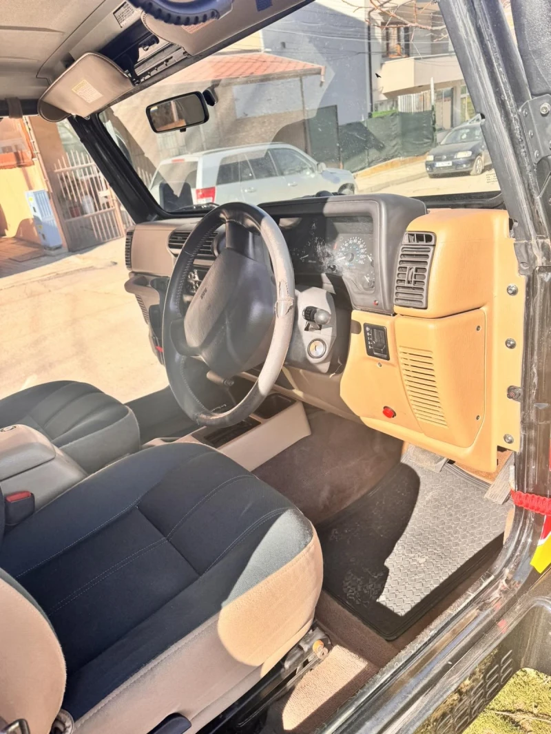 Jeep Wrangler 4.0 Бензин, снимка 7 - Автомобили и джипове - 48983840