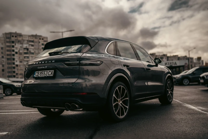 Porsche Cayenne, снимка 4 - Автомобили и джипове - 52521744