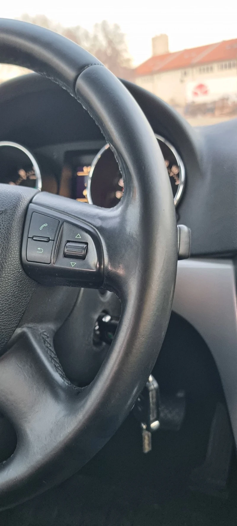 Skoda Yeti 1.2i, снимка 13 - Автомобили и джипове - 52528944