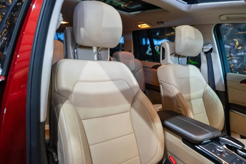 Mercedes-Benz GLS 500 550 FULL AMG LINE 7-МЕСТЕН ПАНО 3ХTV ЛИЗИНГ 100%, снимка 13 - Автомобили и джипове - 52915818