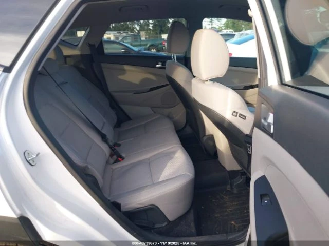 Hyundai Tucson * Камера* Подгрев* Lane Assist - изображение 7