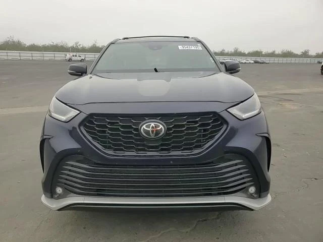 Toyota Highlander 3.5L 6 All wheel drive