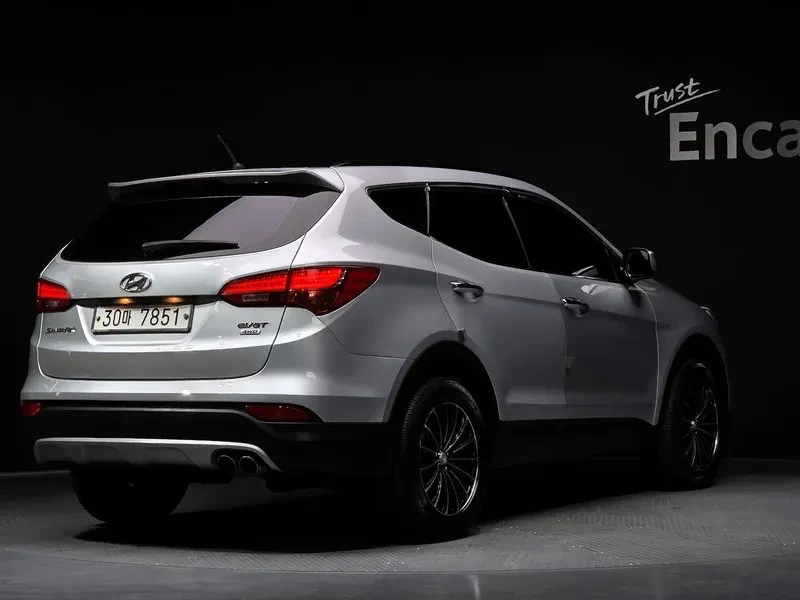 Hyundai Santa fe 2.0 CRDi 4WD - САМО 30% АВАНС, снимка 3 - Автомобили и джипове - 56159042