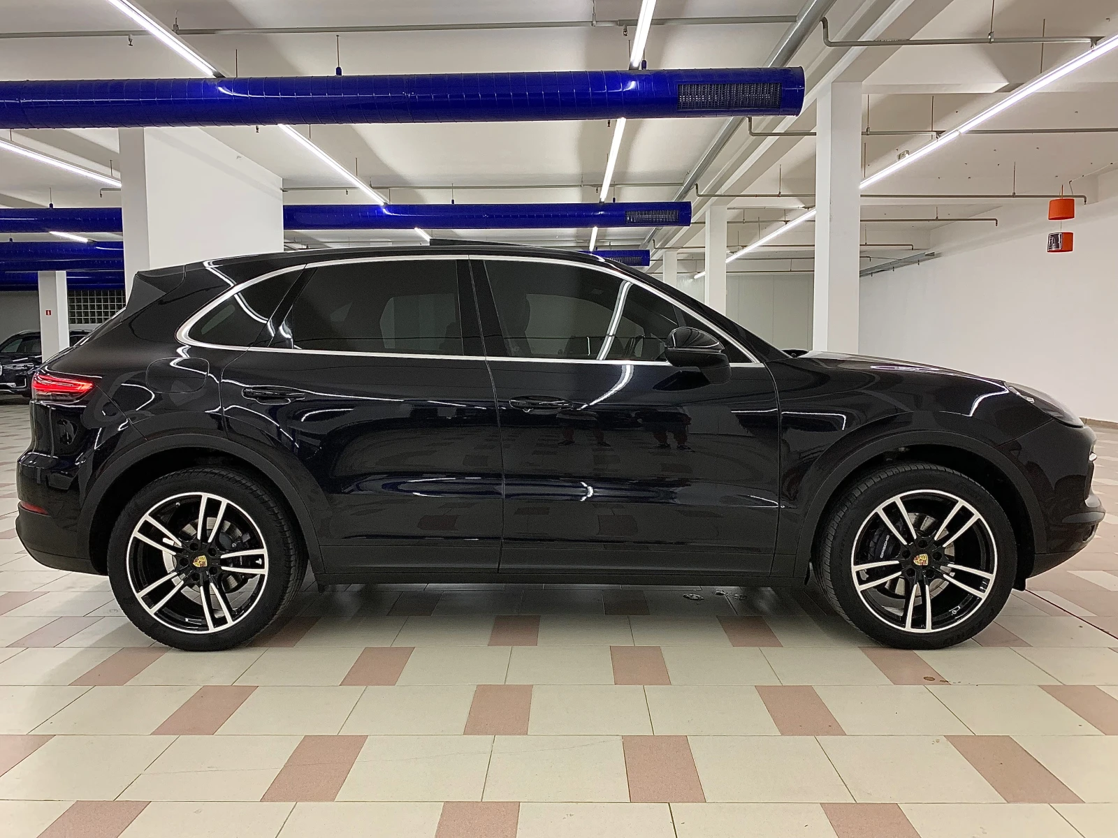 Porsche Cayenne * Chrono* BOSE* PANORAMA* KeyLess*  - изображение 7