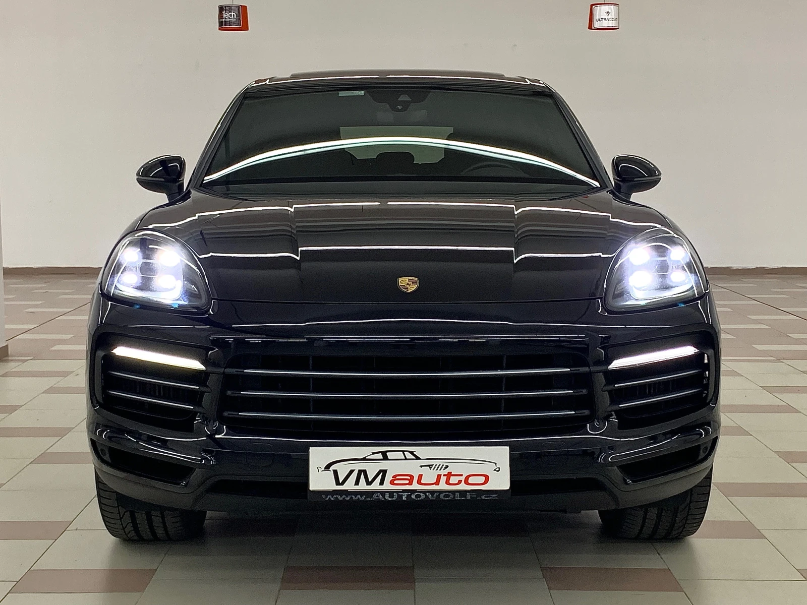 Porsche Cayenne * Chrono* BOSE* PANORAMA* KeyLess*  - изображение 5