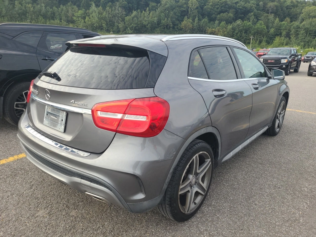 Mercedes-Benz GLA 250 4MATIC* AMG-pkg* Подгрев* Пано* Камера* Мъртва зон - изображение 3