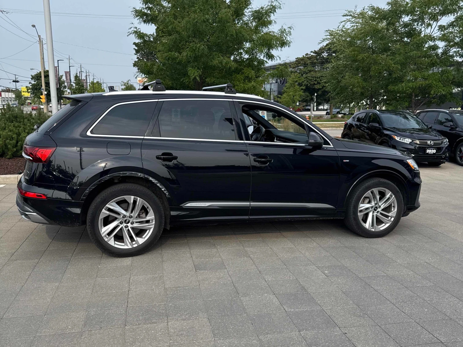 Audi Q7 Komfort* CARFAX* АВТОФИНАНСИРАНЕ*  - изображение 2