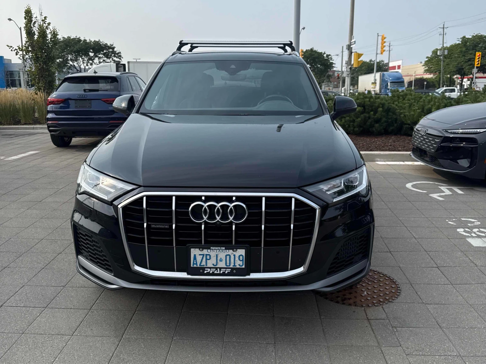 Audi Q7 Komfort* CARFAX* АВТОФИНАНСИРАНЕ*  - изображение 4