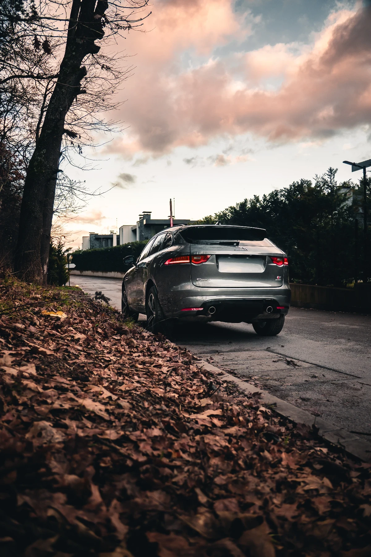 Jaguar F-PACE Лизинг/82300KM/ACC/Alcantara/ponorama/Ful!, снимка 4 - Автомобили и джипове - 53740909