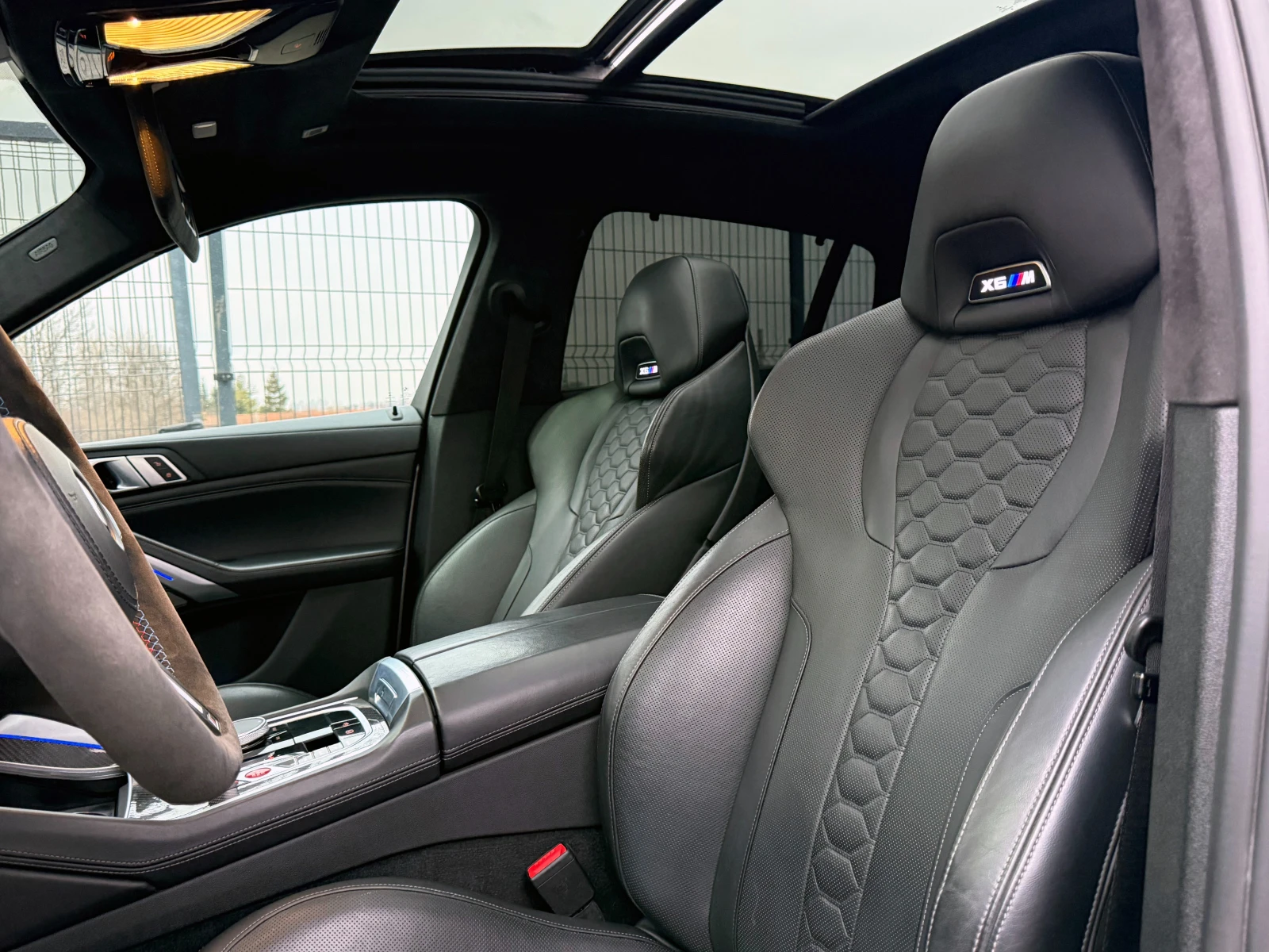 BMW X6 ///M * Laser * Carbon * Alcantara * xDrive * , снимка 9 - Автомобили и джипове - 53966974