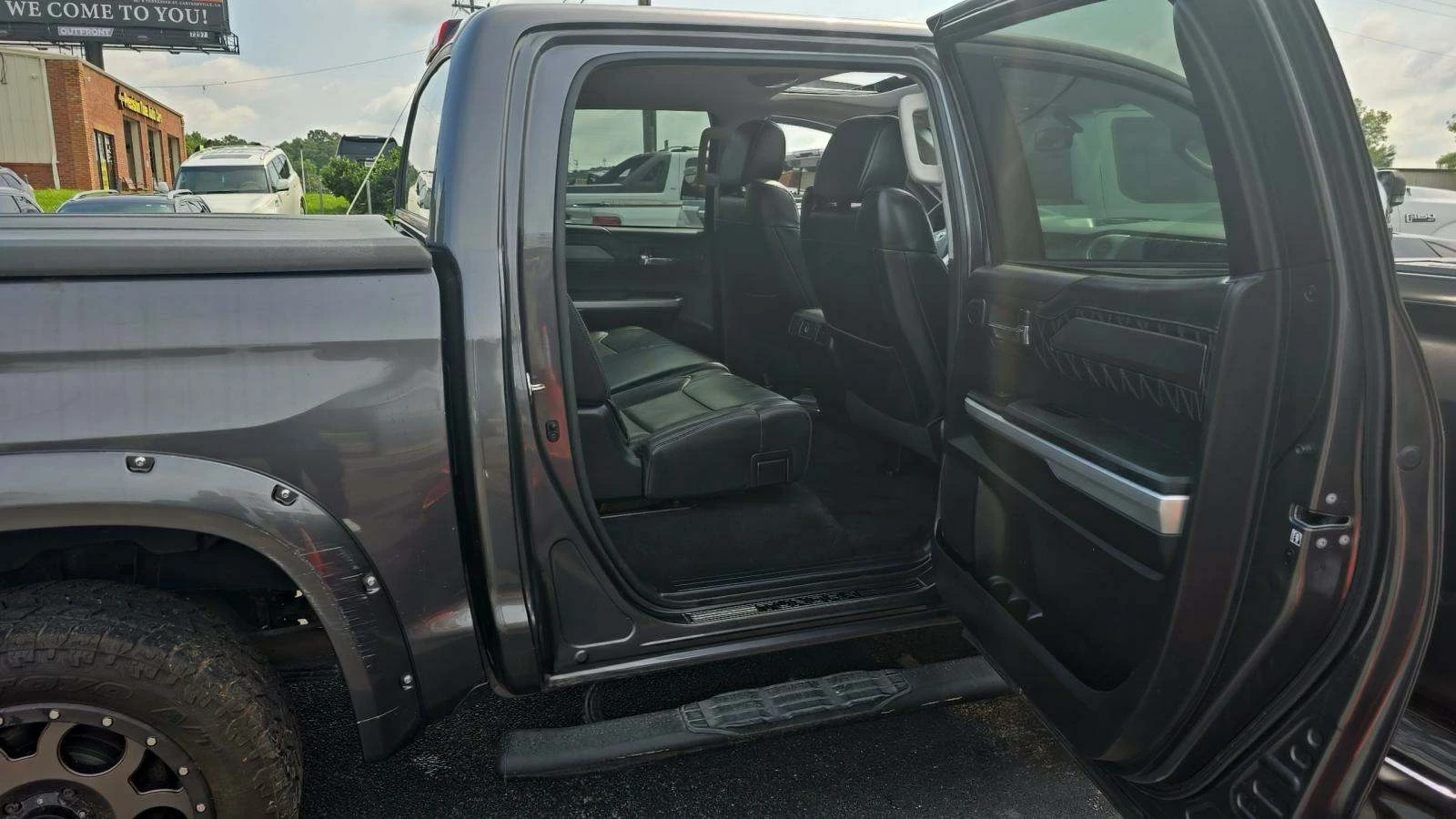 Toyota Tundra Platinum Crew max, снимка 13 - Автомобили и джипове - 54172120