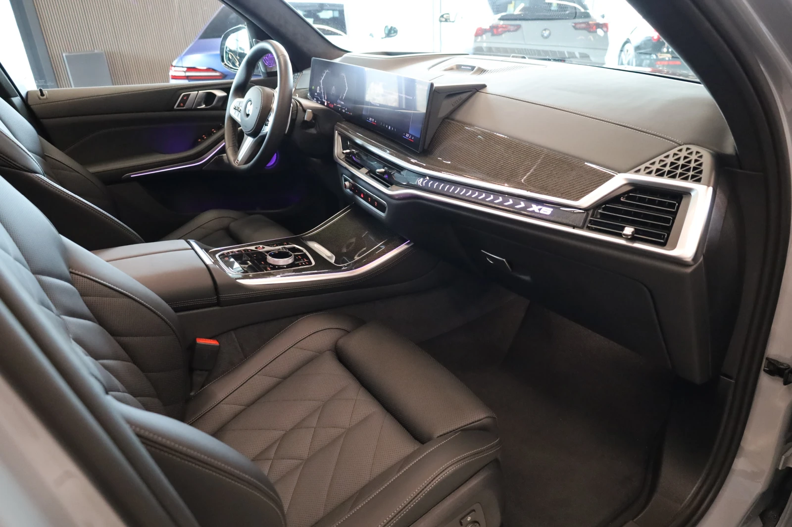 BMW X5 M SPORTPRO* XDRIVE* SWAROVSKI* FULL LED LIGHTS* B&, снимка 15 - Автомобили и джипове - 54228297