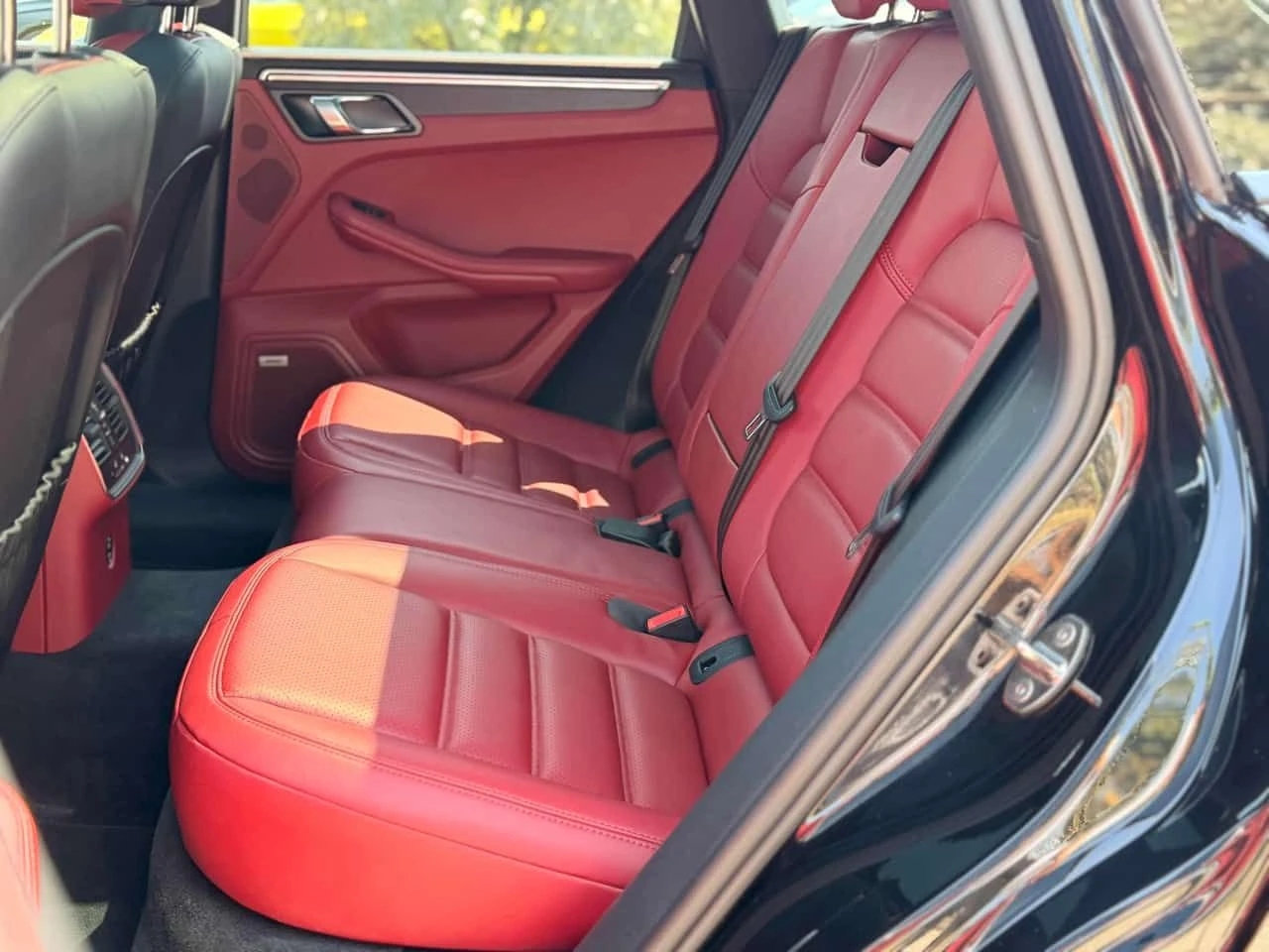 Porsche Macan GTS | CARFAX | АВТОКРЕДИТ БЕЗ ПЪРВОНАЧАЛНА ВНОСКА , снимка 14 - Автомобили и джипове - 55527351