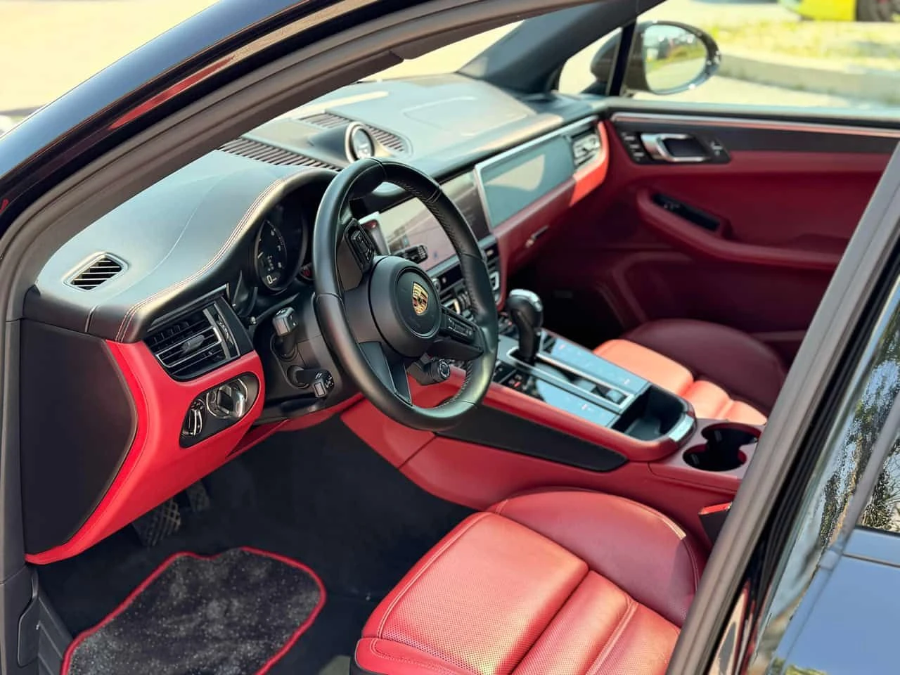 Porsche Macan GTS | CARFAX | АВТОКРЕДИТ БЕЗ ПЪРВОНАЧАЛНА ВНОСКА , снимка 7 - Автомобили и джипове - 55527351