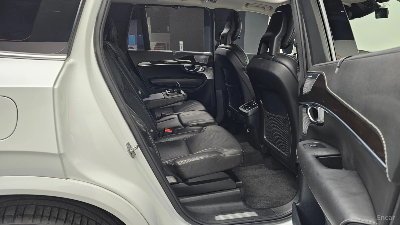 Volvo Xc90 T6 INSCRIPTION* HUD* 360* МАСАЖИ* АВТОКРЕДИТ, снимка 10 - Автомобили и джипове - 55661761