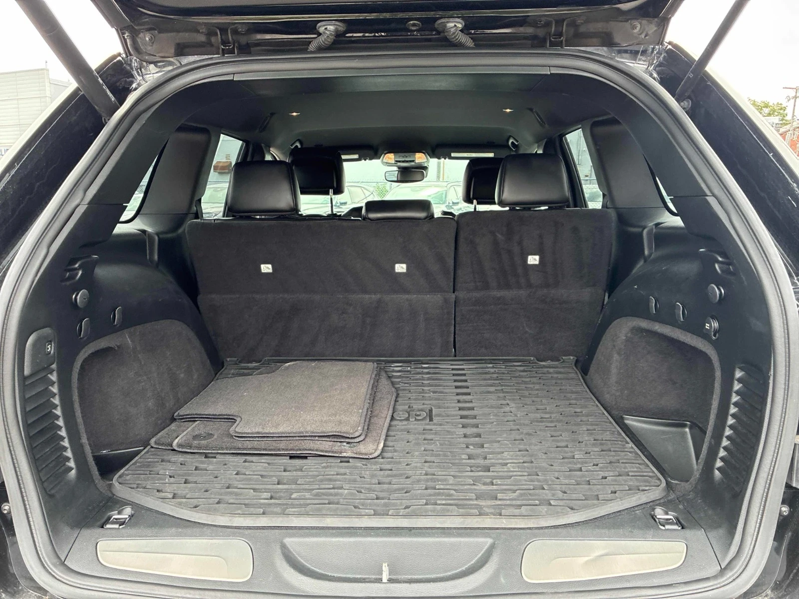 Jeep Grand cherokee Limited | Дистроник | 360 | Шибидах| , снимка 12 - Автомобили и джипове - 55747741