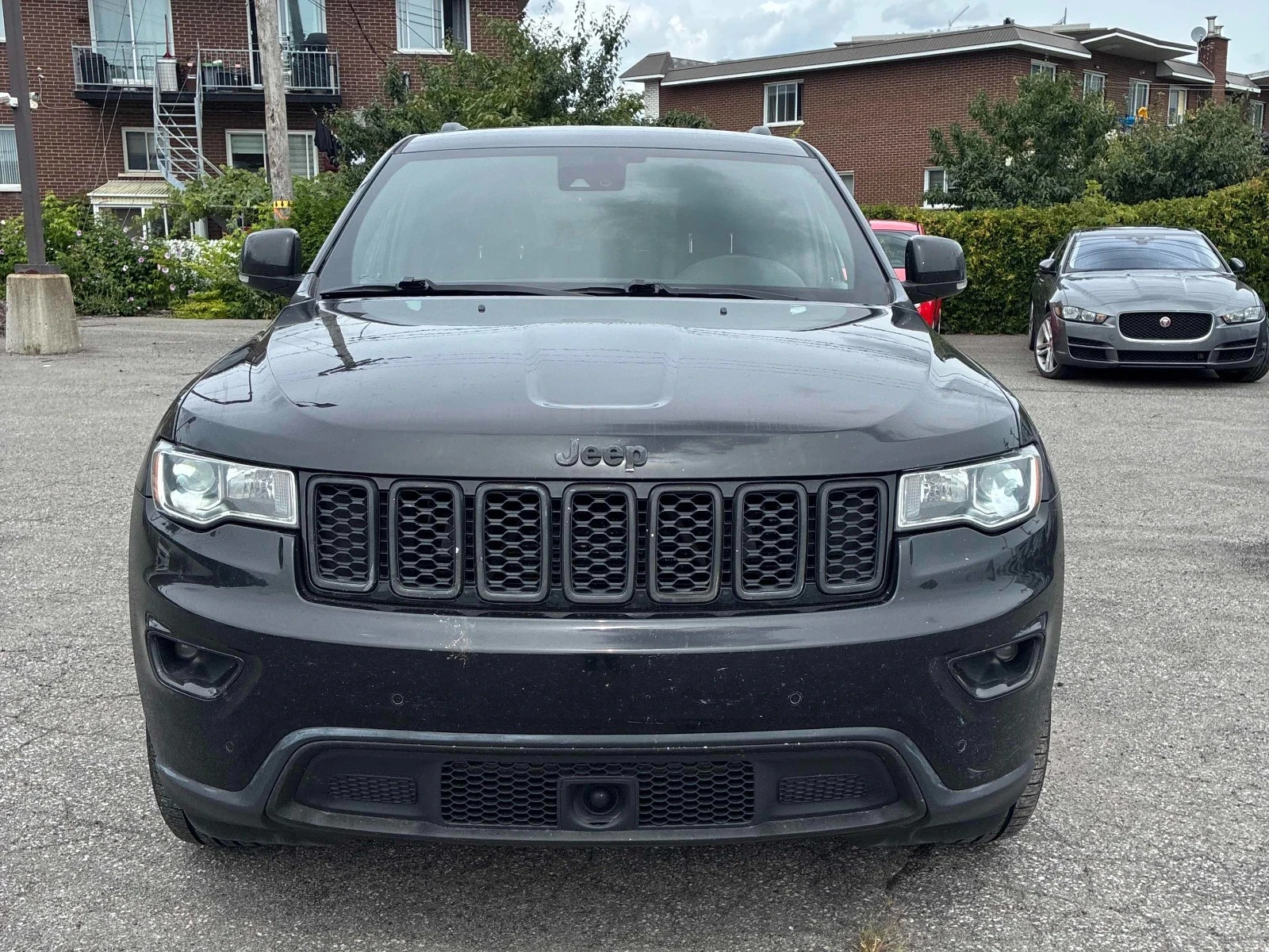 Jeep Grand cherokee Limited | Дистроник | 360 | Шибидах| , снимка 2 - Автомобили и джипове - 55747741