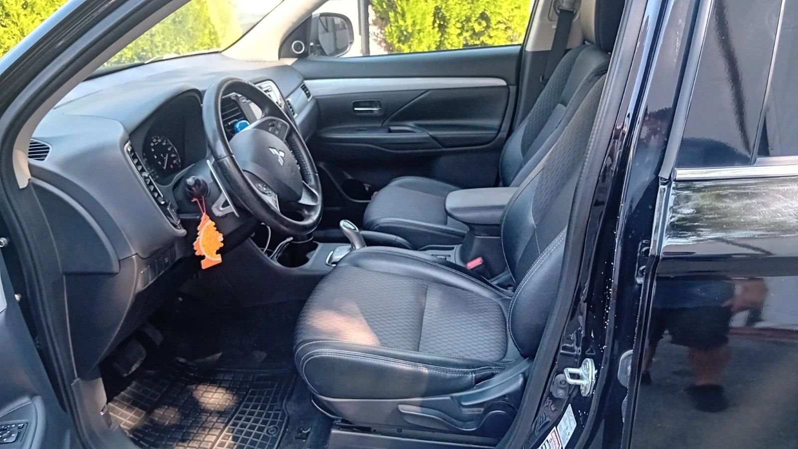 Mitsubishi Outlander Джип, снимка 7 - Автомобили и джипове - 56061281
