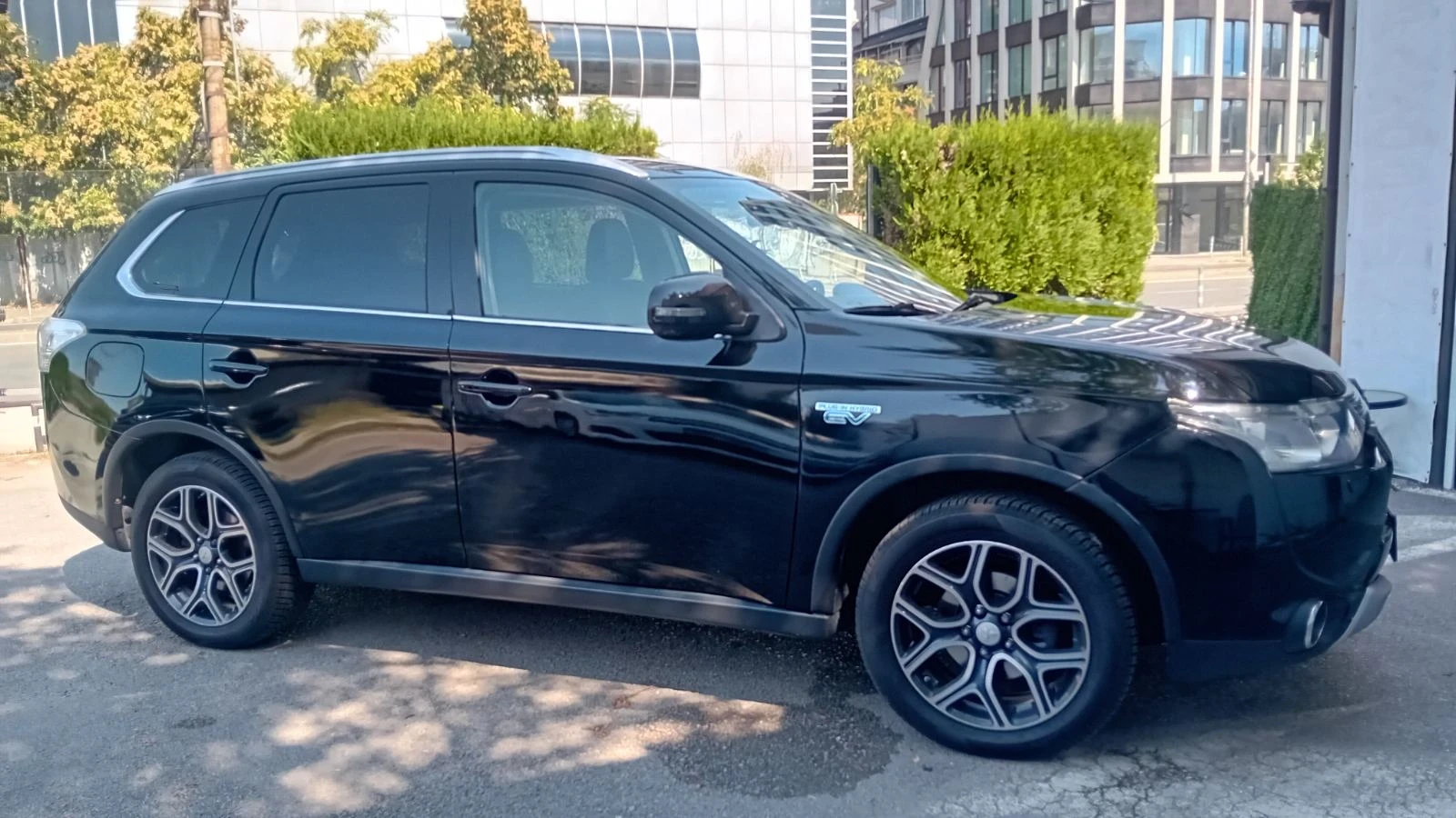 Mitsubishi Outlander Джип, снимка 5 - Автомобили и джипове - 56061281