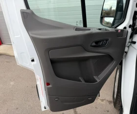 Ford Transit 2.0TDCI TREND AUTOMATIK NAVI EVRO 6D ЛИЗИНГ!!!, снимка 13