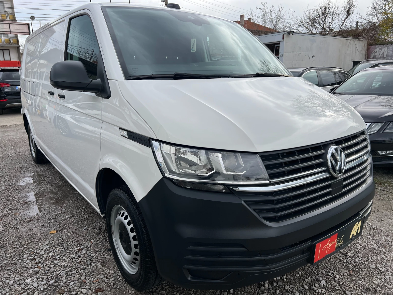 VW Transporter 2.0TDI ДЪЛГА БАЗА/ДВЕ СТРАНИЧНИ ВРАТИ/3-МЕСТЕН/ - изображение 7