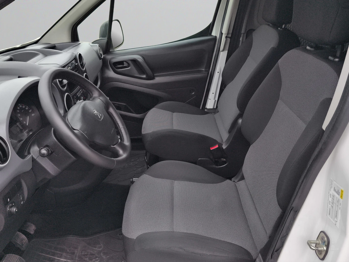 Peugeot Partner NEW FRG COURT 1.6 BlueHDI 100//1709102, снимка 11 - Бусове и автобуси - 55432724