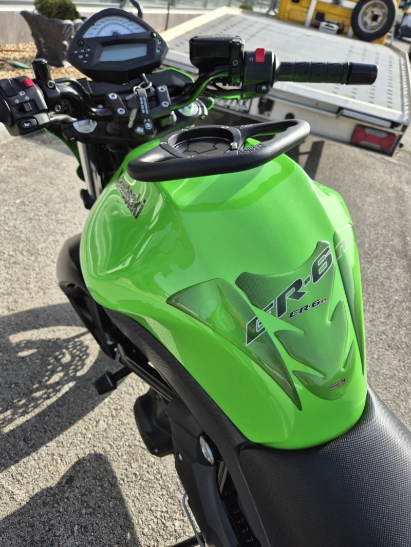 Kawasaki ER -6n ABS НОВ ВНОС ШВЕЙЦАРИЯ!!!, снимка 12 - Мотоциклети и мототехника - 52445901
