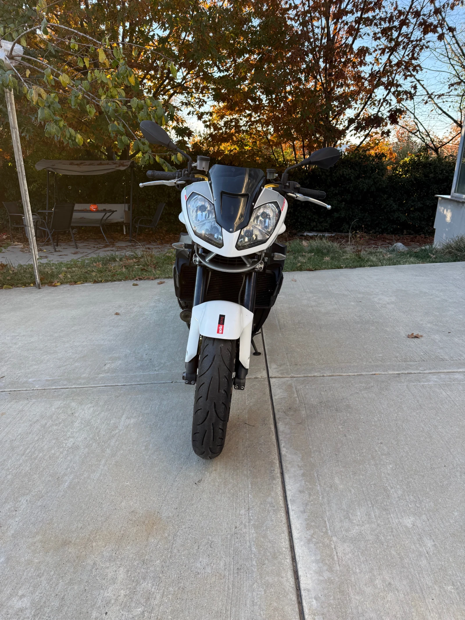 Aprilia Tuono 1000 2010, снимка 3 - Мотоциклети и мототехника - 56627398