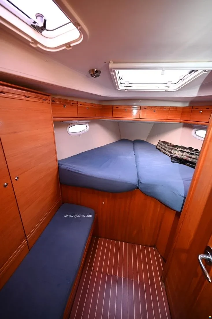 Ветроходна лодка Bavaria Vision 50 - изображение 4