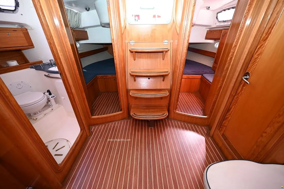 Ветроходна лодка Bavaria Vision 50 - изображение 7