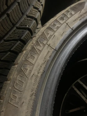 Гуми Зимни 275/40R20, снимка 1 - Гуми и джанти - 47692945