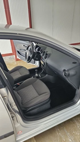 Seat Ibiza 1.9 Sdi, снимка 6