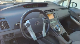 Toyota Prius 1.8 Hybrid + газ! Отличен!, снимка 12