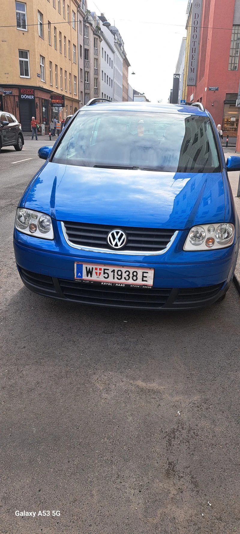 VW Touran, снимка 1 - Автомобили и джипове - 46729257