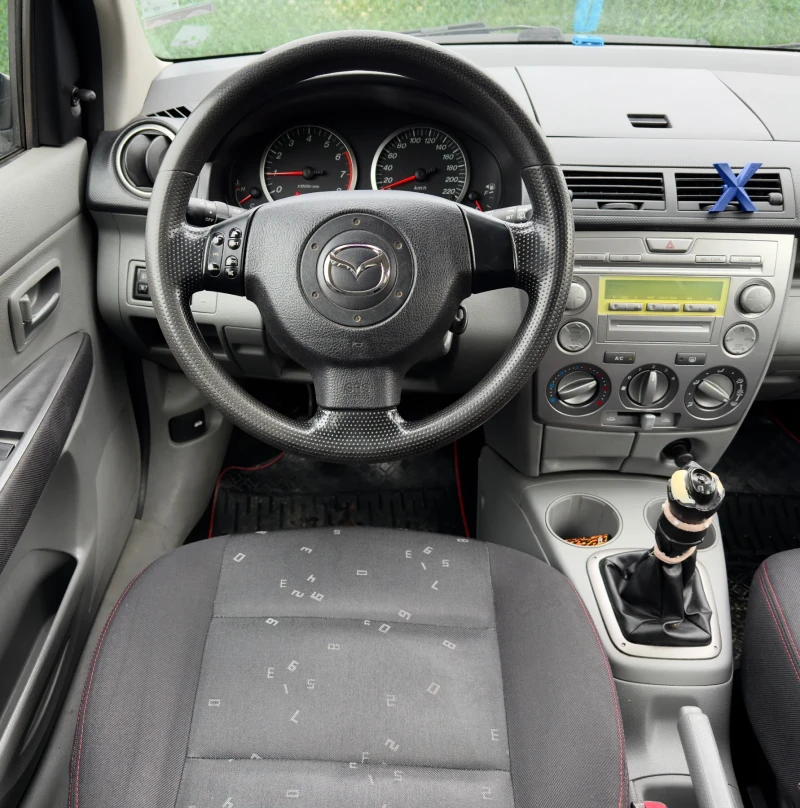 Mazda 2 1.25i КЛИМАТИК, снимка 8 - Автомобили и джипове - 52370008