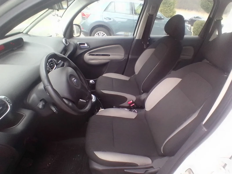 Citroen C3 Picasso, снимка 10 - Автомобили и джипове - 52967153